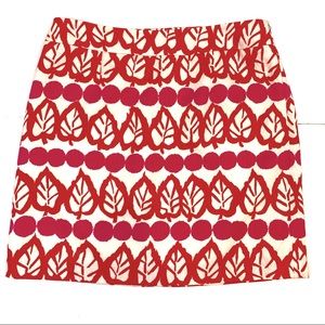 Kate Spade Mini Skirt. Size 10. Multicolored Red and Pink. Floral Leaf Print‎